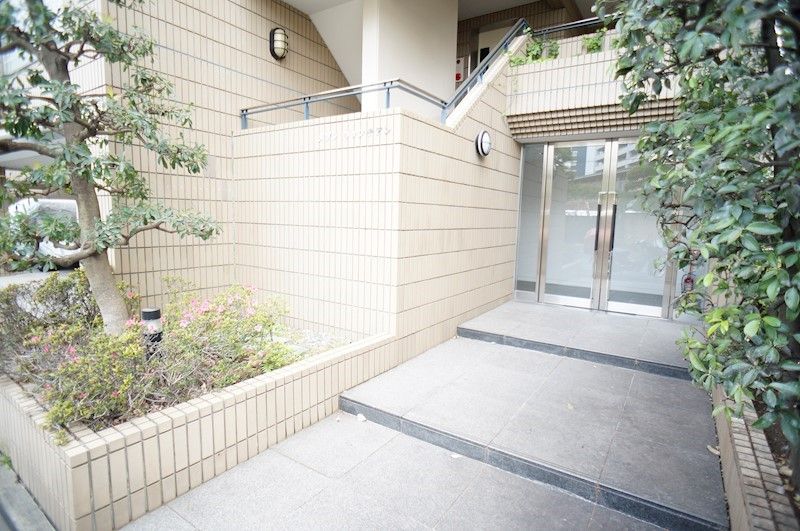 �y�G���g�����X�z�@�G���g�����X�͂��ꂢ�ɐ����Ă��܂��B