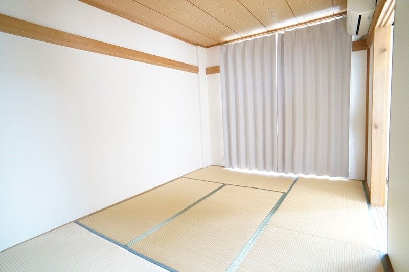 �y�Q���z�@