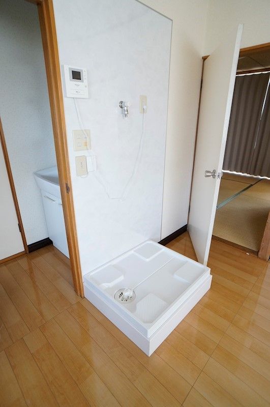 �y���̑��ݔ��z�@