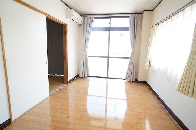 �y�Q���z�@