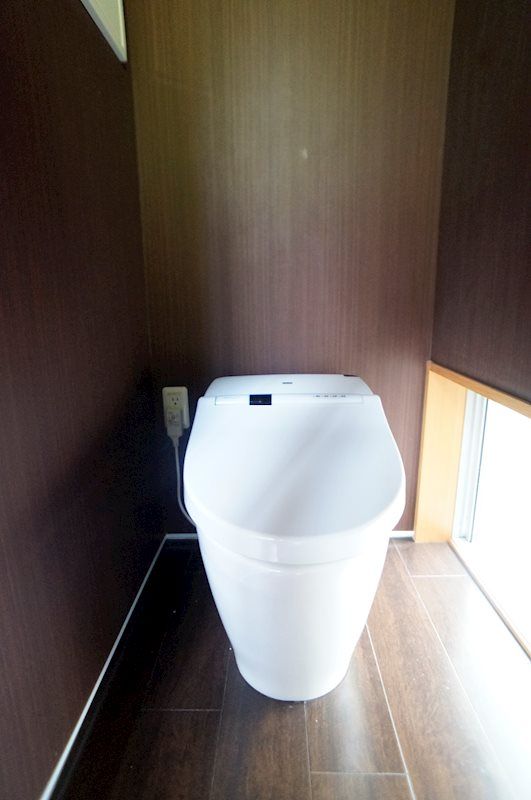 �y�g�C���z�@�������֍��t���^���N���X�g�C����