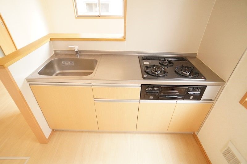 �y�L�b�`���z�@�R���O�����t���K�X�V�X�e���L�b�`��