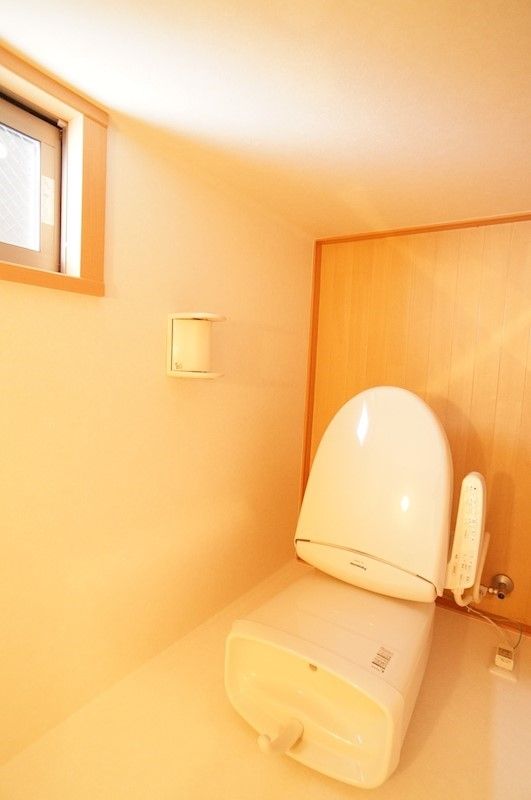 �y�g�C���z�@�������֍��t���̃g�C���ł��I