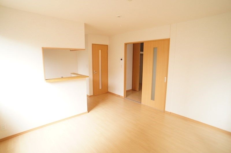 �y�����E���r���O�z�@