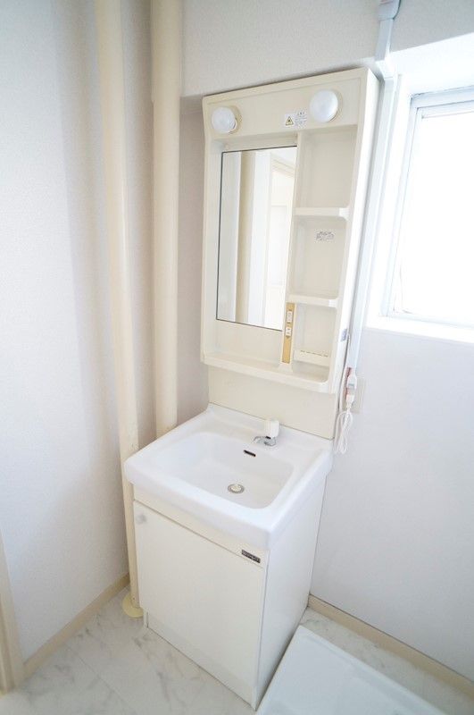 �y���ʏ��z�@�Ɨ����ʑ䂠��B