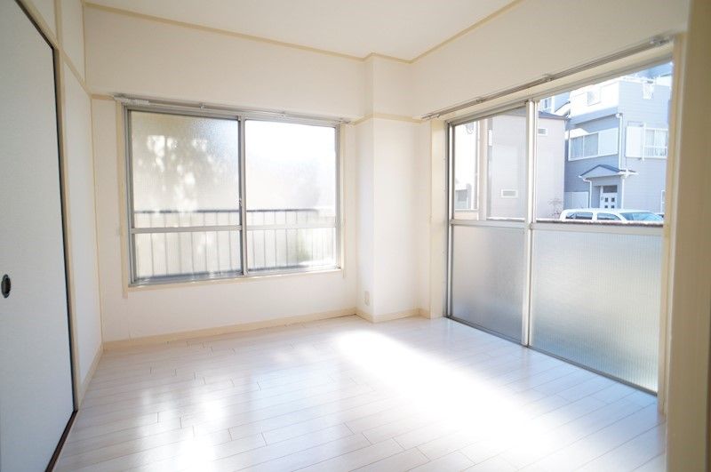 �y���̑������E�X�y�[�X�z�@���������Ė��邢�����ł��B